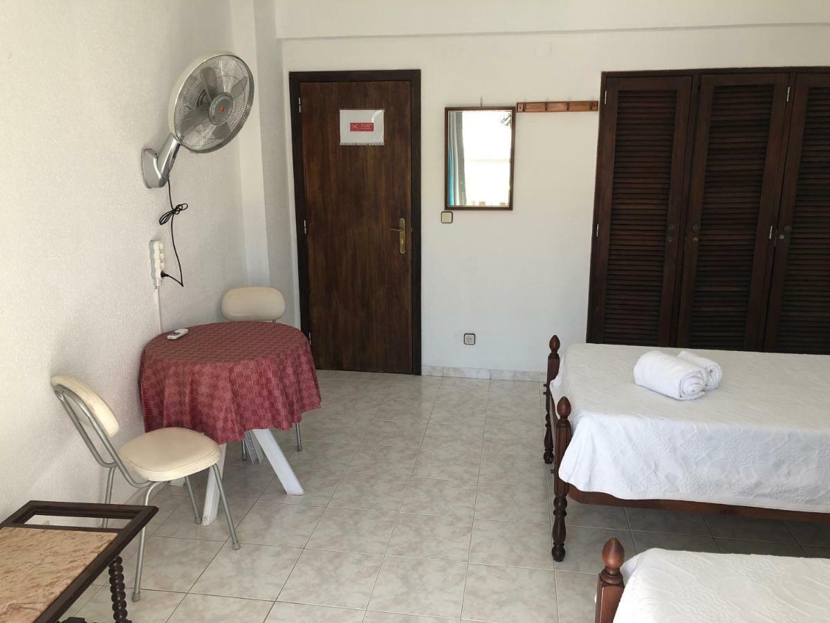 Olinda'S Rooms Lagos Esterno foto